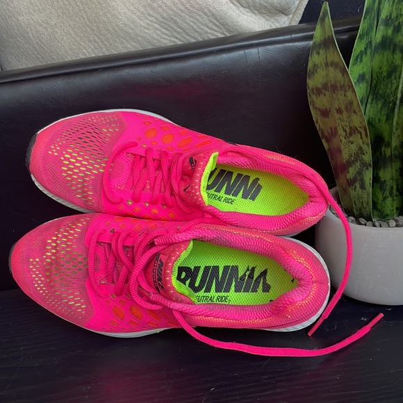 Nike Zoom Pegasus 31 Running Shoes Hot Pink - Picture 5 of 9